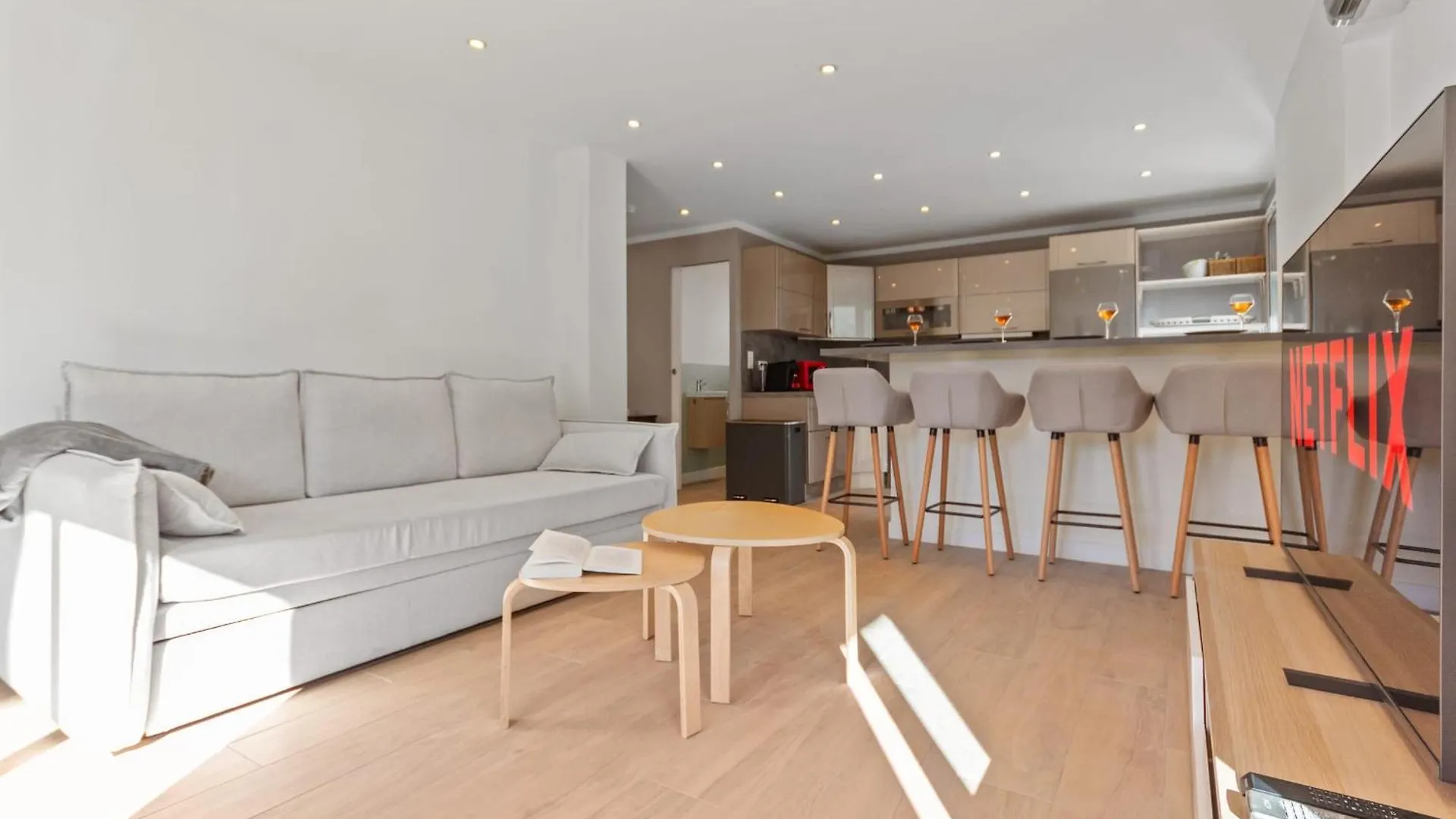 Le Cosy - Spacious - Ac - Wifi - Hippodrome - Racetracks - Hypercentre Cagnes-sur-Mer Apartmán